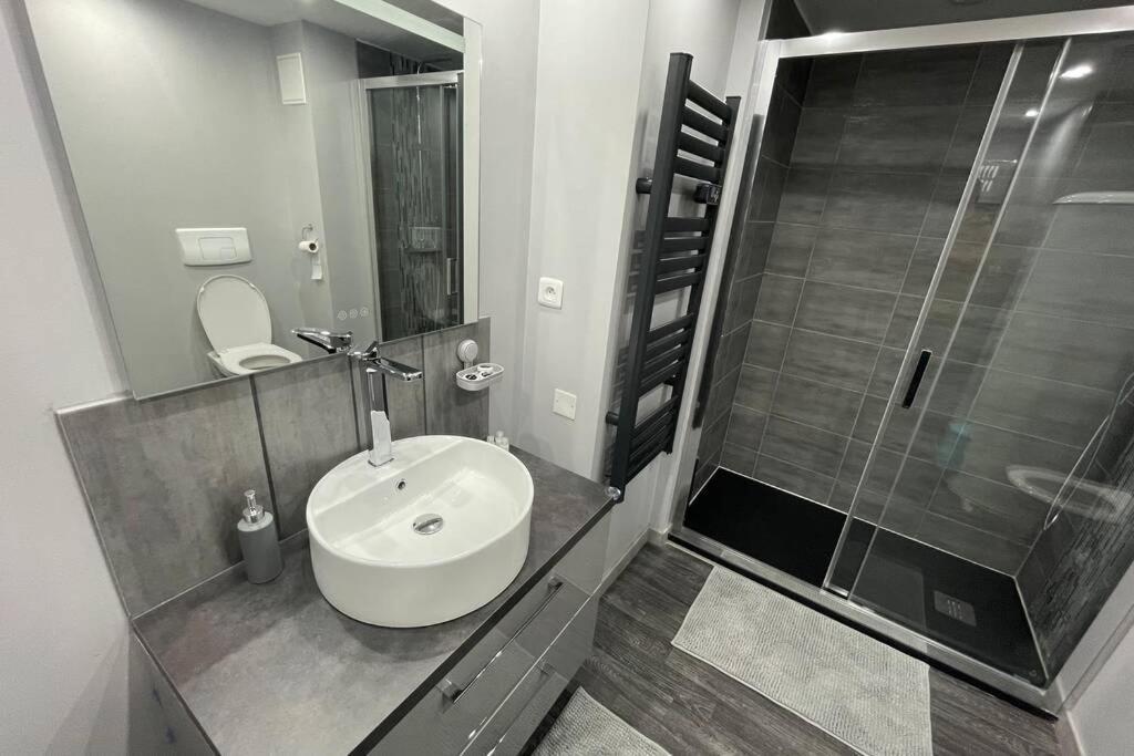 Appartement Cosy, Wifi Gratuit,5 Min De La Gare Boulogne-sur-Mer Esterno foto